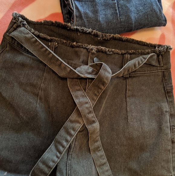 High Waist Boutique Jeans - Picture 4 of 7